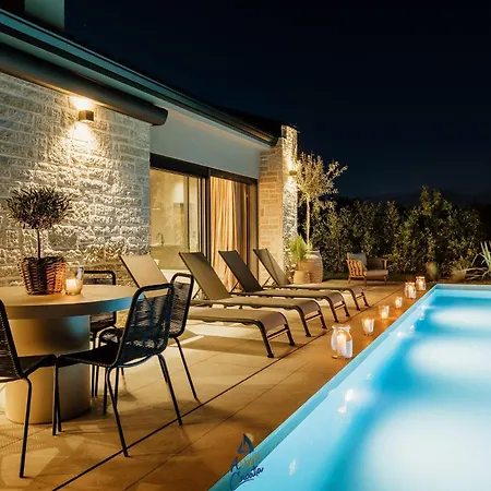 Flores By Awaytocroatia