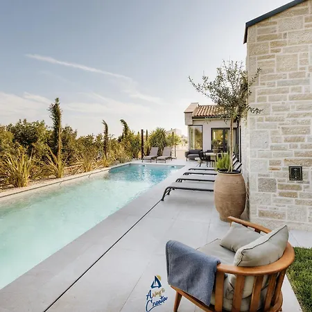 Villa Flores By Awaytocroatia