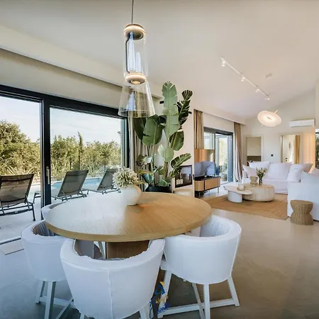 Flores By Awaytocroatia * Tar-Vabriga