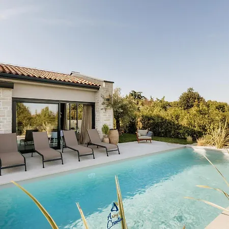 Villa Flores By Awaytocroatia Tar-Vabriga